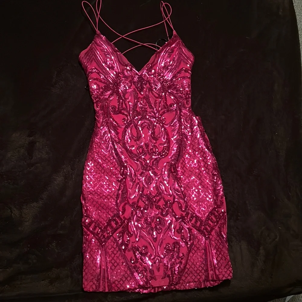 Windsor | Dresses | Windsor Hot Pink Short Homecoming Dress | Poshmark